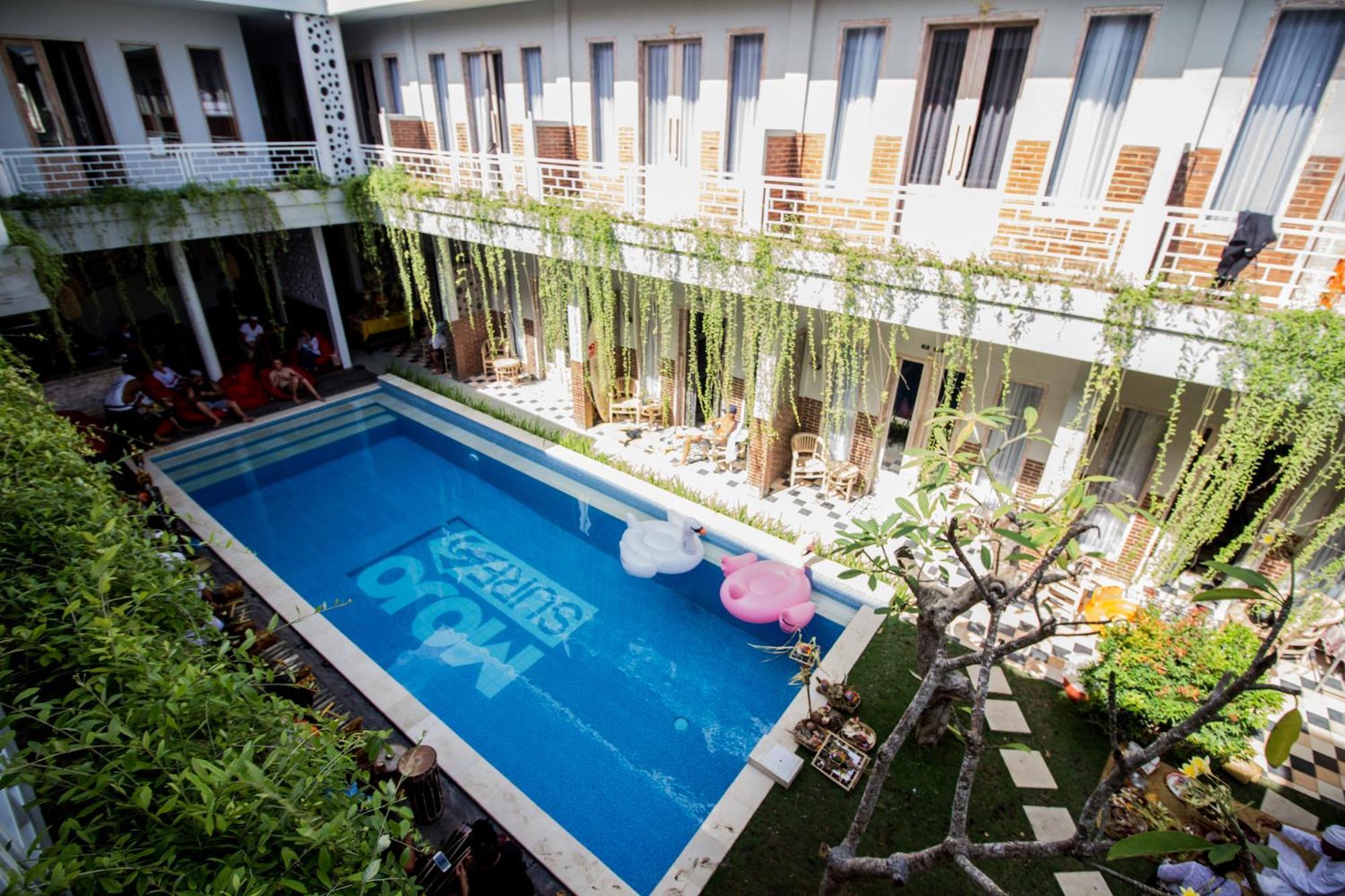 Mojosurf Camp Canggu Εξωτερικό φωτογραφία