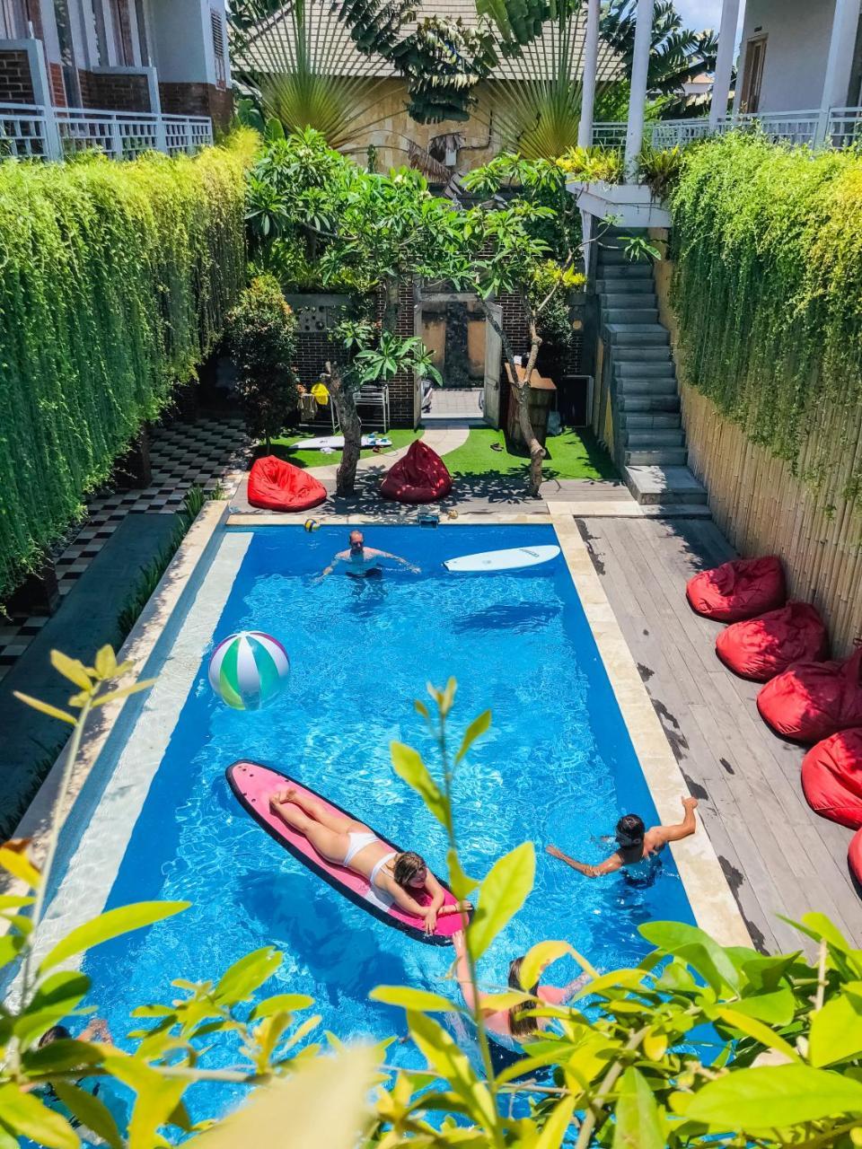 Mojosurf Camp Canggu Εξωτερικό φωτογραφία